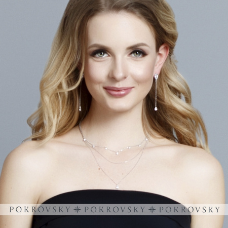 Серебряное колье с фианитом