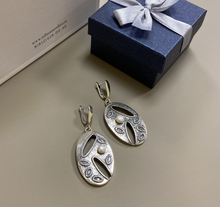 Серьги из серебра с жемчугом