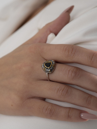 Кольцо из серебра ETHNICA с натуральным сапфиром