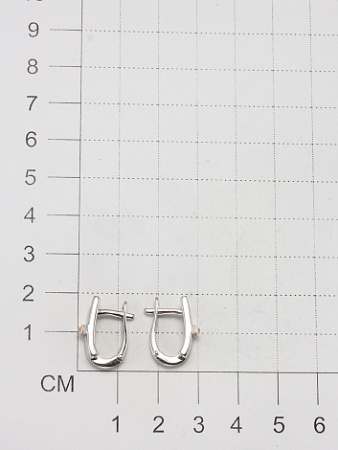 Серьги из серебра с бриллиантом