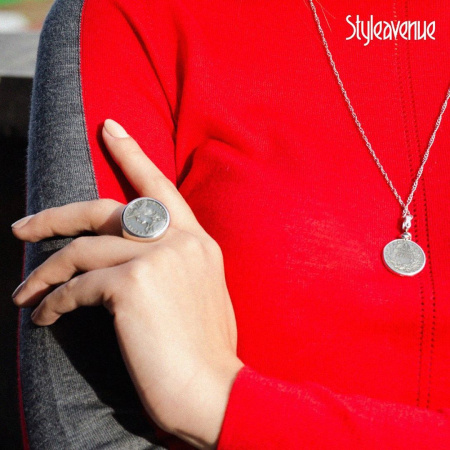 Серебряное кольцо с монетой