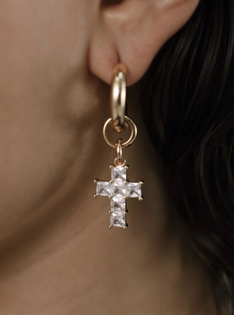 Моносерьга RUSHEV CROSS с позолотой и фианитами