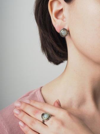 Серьги из серебра с нефритом