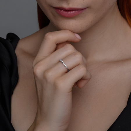 Кольцо из серебра с фианитами