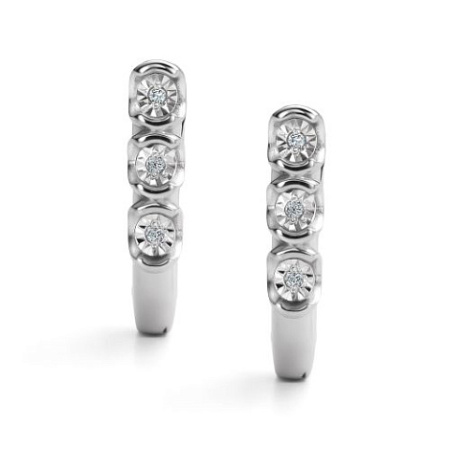 Серебряные серьги с бриллиантом