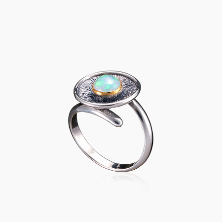 Серебряное кольцо «Небесный Диск» с опалом