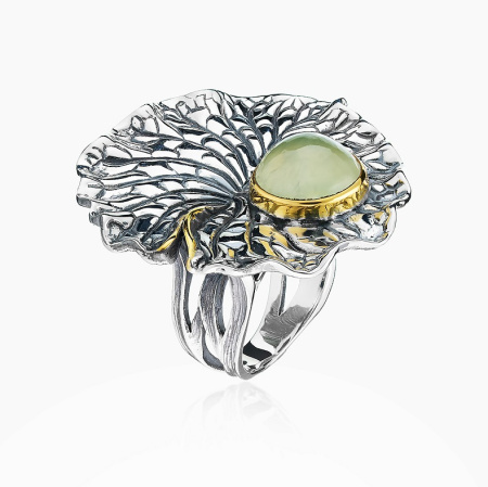 Серебряное кольцо «Роса» с пренитом