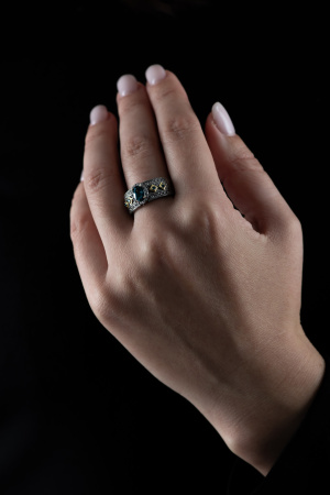 Серебряное кольцо с топазом