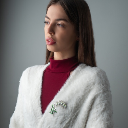 Брошь из серебра «Ландыш» с жемчугом и фианитами