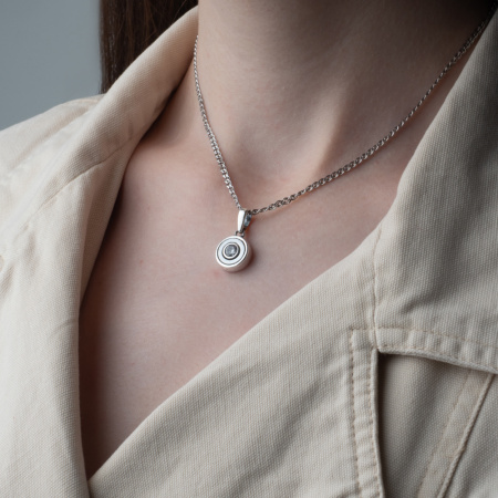 Подвеска из серебра с гематитом