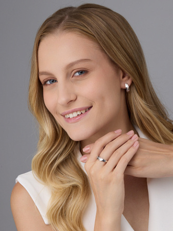 Серебряные серьги с бриллиантами