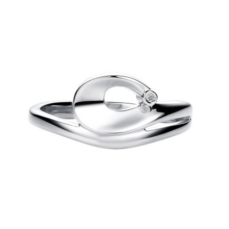 Серебряное кольцо с бриллиантом