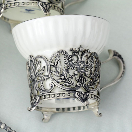 2 чашки чайные «Герб» с чернением с ложками