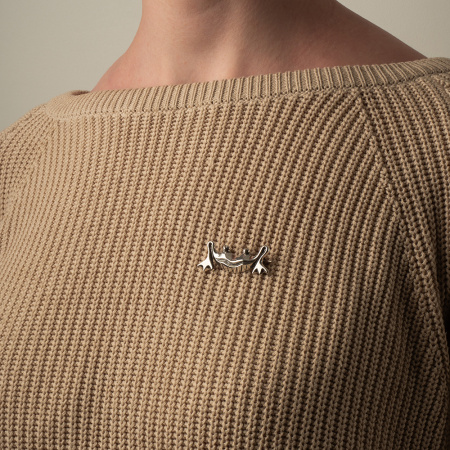 Брошь из серебра «Квакмэн»