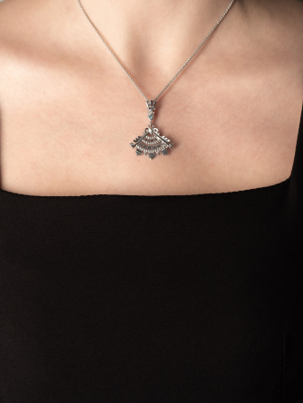 Подвеска из серебра с топазами «Веер»