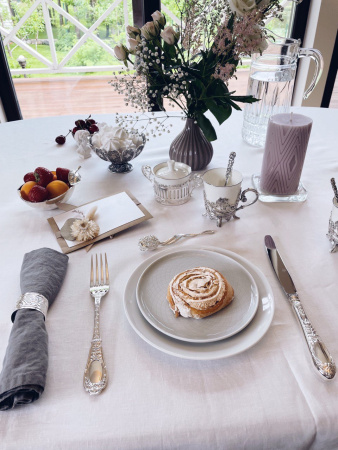 Серебряная столовая вилка «Фамильная»