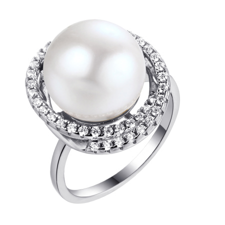 Серебряное кольцо с жемчугом и фианитами