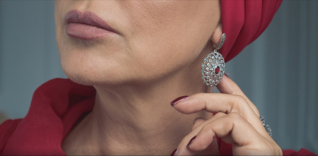 Серебряные серьги с гранатами и марказитами Swarovski