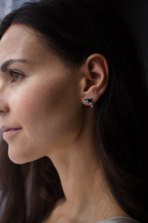 Серьги-пусеты «Касатки» с эмалью