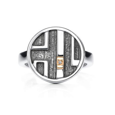 Серебряное кольцо с бриллиантом