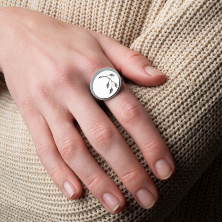 Кольцо из серебра «Ветка»