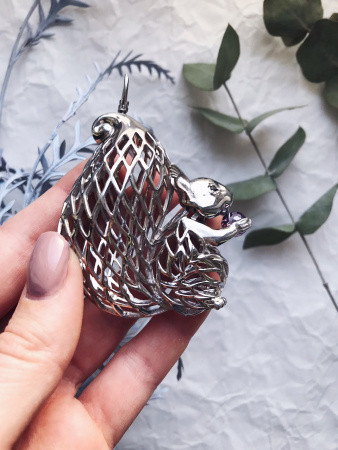 Ёлочная игрушка из серебра «Белка»