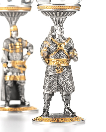 Дуэт рюмок «Былинные герои» серебро и хрусталь