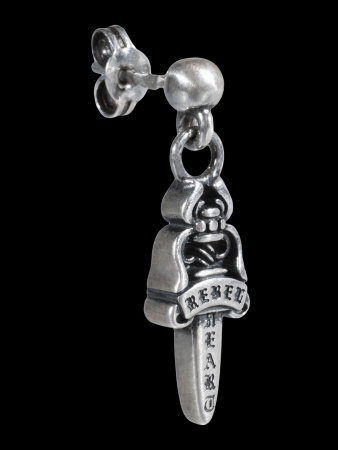 Серебряная моносерьга «Стилет»