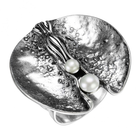 Серебряное кольцо с жемчугом