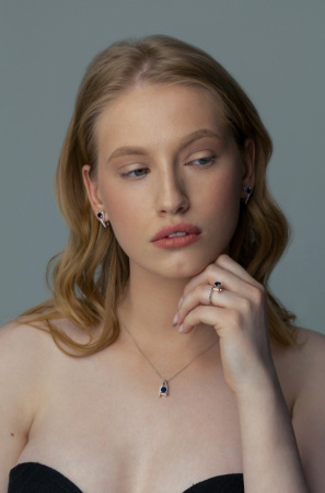 Кольцо из серебра с натуральным сапфиром