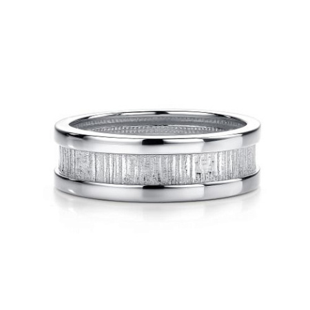 Серебряное кольцо