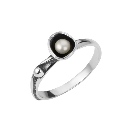 Кольцо из серебра и жемчугом