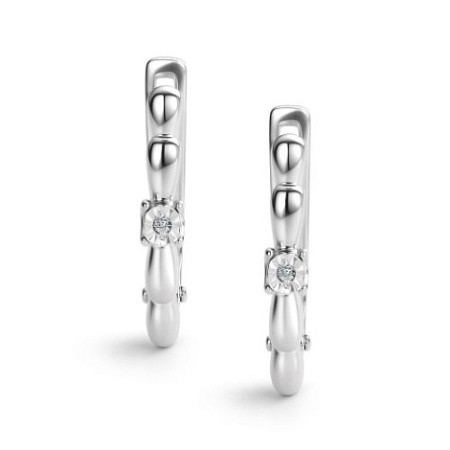 Серебряные серьги с бриллиантом