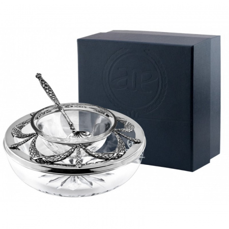 Серебряная икорница «Триумфальная» с ложкой в футляре