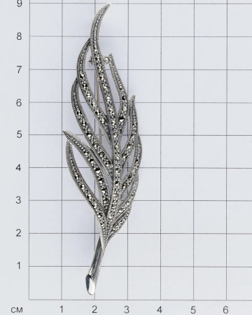 Серебряная брошь