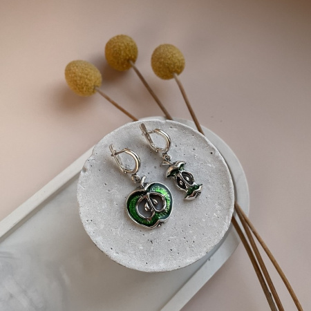 Серьги из серебра с эмалью «Яблоко»