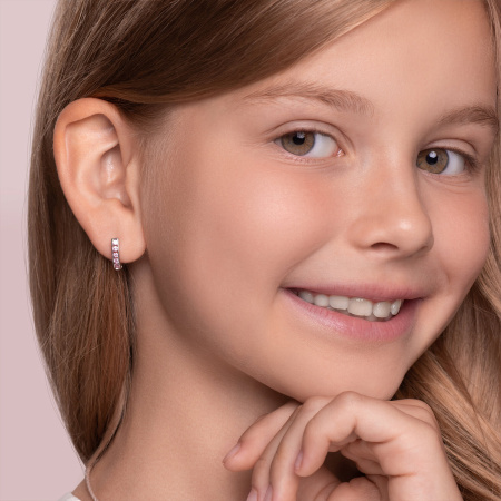 Серебряные детские серьги с фианитами