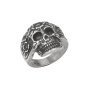 Серебряное мужское кольцо «Череп и цветы»