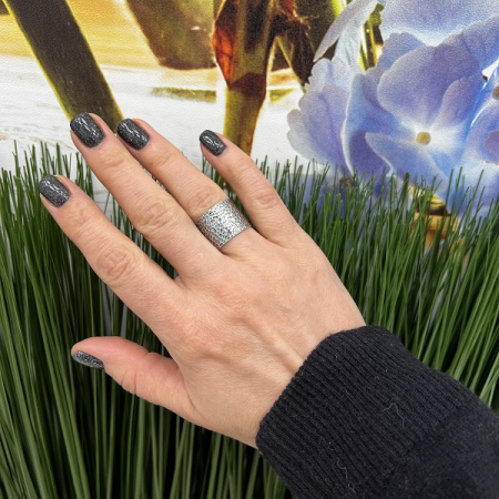 Кольцо из серебра «Тоннель»