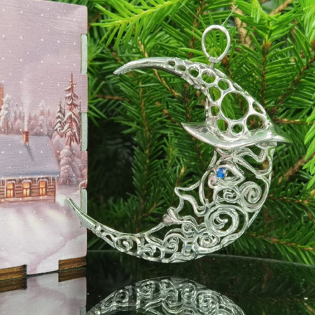 Серебряная елочная игрушка «Месяц»