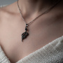 Серебряная подвеска с фианитами «Змея»