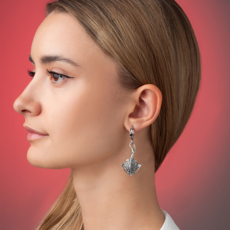 Серьги серебряные «Скаты Хвостокол» с фианитом