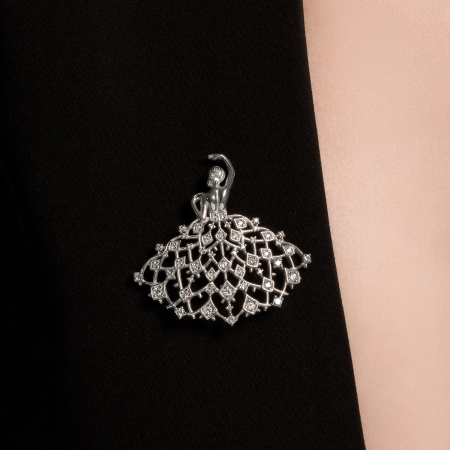 Серебряная брошь с фианитами «Невеста»