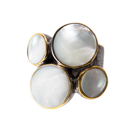 Серебряное кольцо с перламутром