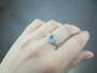 Серебряное кольцо с зеленым ониксом