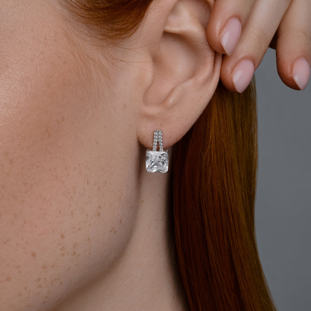 Серьги из серебра с фианитами