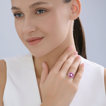 Кольцо из серебра с эмалью и жемчугом «Цветок»