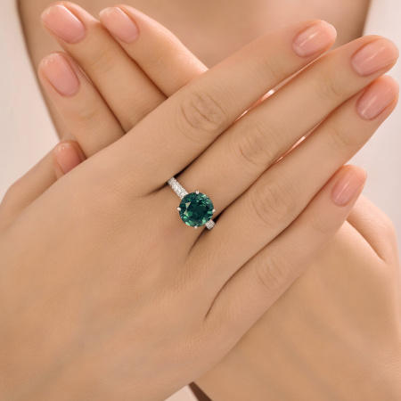 Кольцо из серебра с кварцем и фианитами