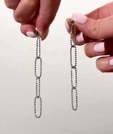 Длинные серьги-пусеты из серебра с подвесками