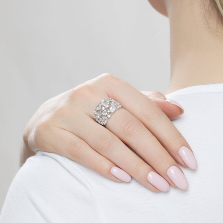 Серебряное кольцо с фианитами Sokolov